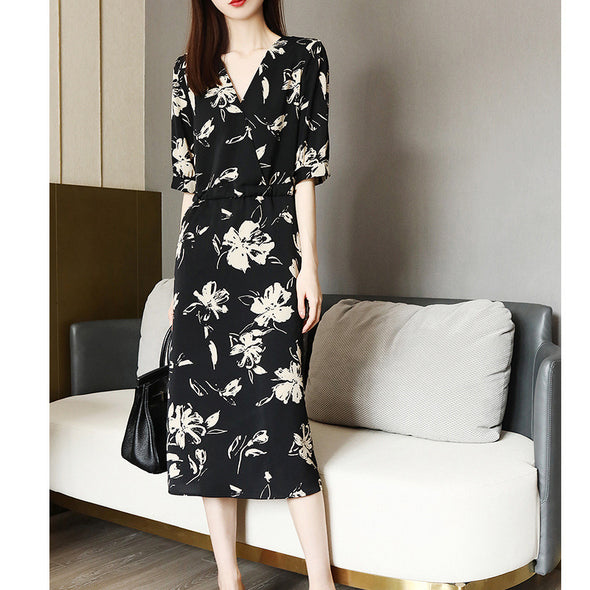 【S~XL】ボタニカル　Vネック　レトロ　優しい雰囲気　Aラインワンピース