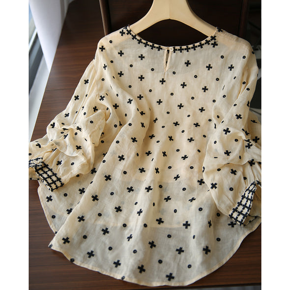 【S~3XL】刺繍　薄手生地　シフォン　パフスリーブ　夏トップス