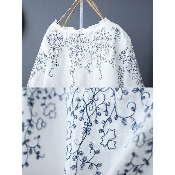 【S~3XL】フレアデザイン　刺繍入り　花柄　カジュアル　中袖ブラウス