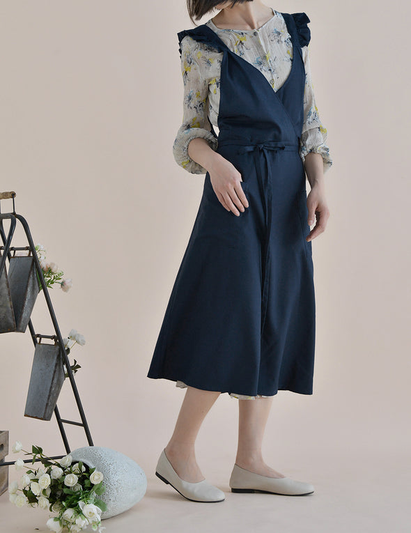 北欧風　フレアデザイン　ロング　便利　ワンピース風エプロン