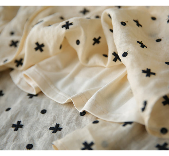 【S~3XL】刺繍　薄手生地　シフォン　パフスリーブ　夏トップス