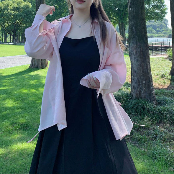 カジュアル　特徴のあるバックデザイン　リボン　羽織　春秋　アウター　シャツ