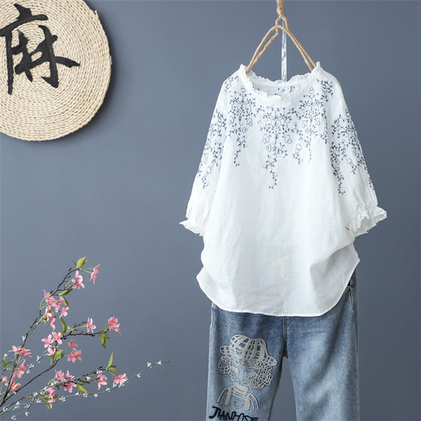 【S~3XL】フレアデザイン　刺繍入り　花柄　カジュアル　中袖ブラウス