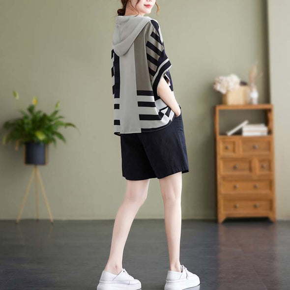 【XL.2XL】ゆったり　フート付き　ドルマン風　おしゃれトップス　夏定番Ｔシャツ