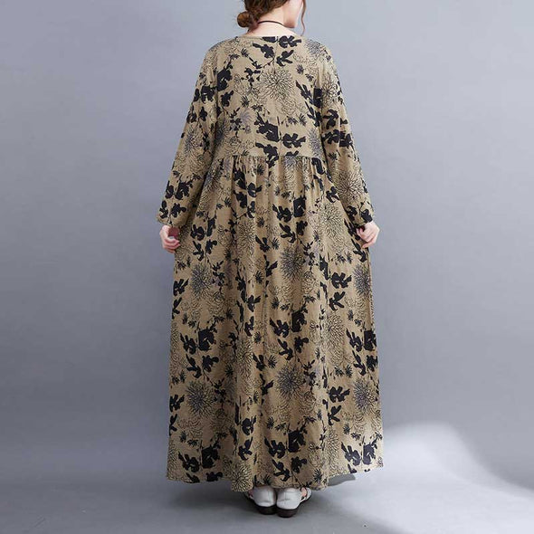 レトロ風　花柄　ロング丈　Aライン　エスニック風　大人ファッション　マキシワンピース
