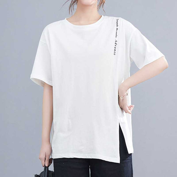 大人カジュアル　大きいサイズトップス　アシメ裾　ゆるシルエット　おしゃれTシャツ