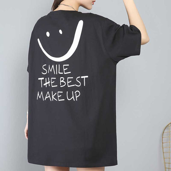 大きいサイズレディースTシャツ　【4XL~8XL】スマイル　おしゃれプリント　ゆったり　お尻すっぽり